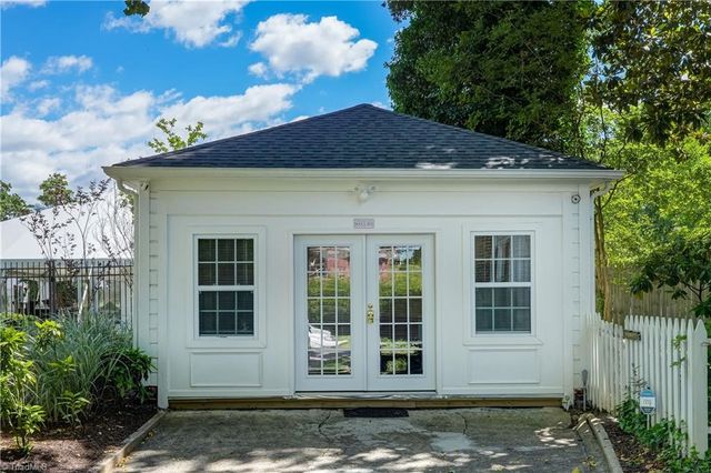 17 E Main Street, Thomasville, NC 27360