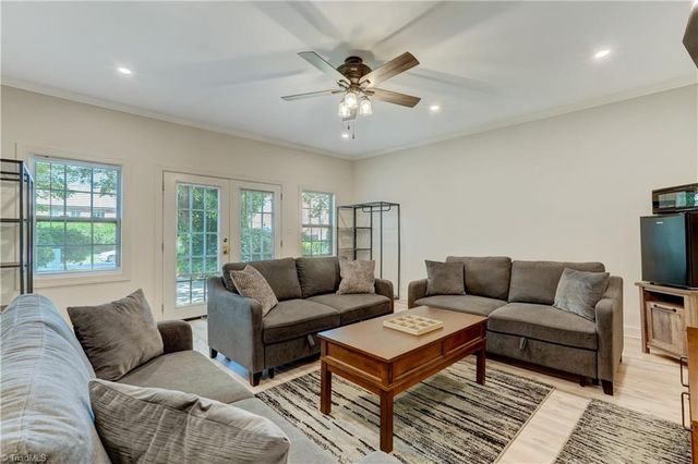 17 E Main Street, Thomasville, NC 27360