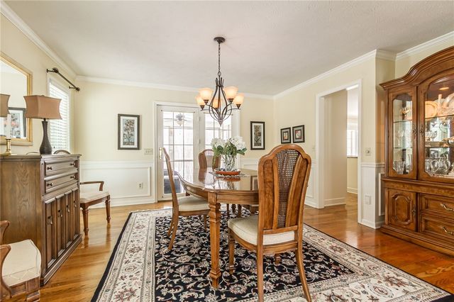 6 Claret Drive, Perinton, NY 14450