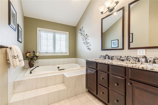 6 Claret Drive, Perinton, NY 14450