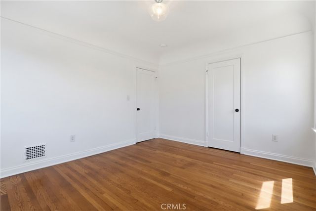 5005 Chesley, Los Angeles, CA 90043