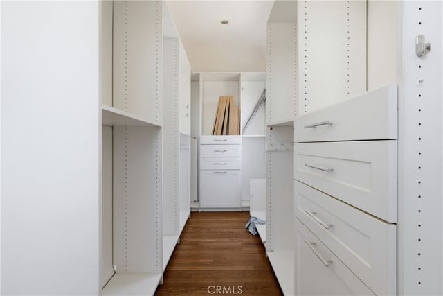 5005 Chesley, Los Angeles, CA 90043