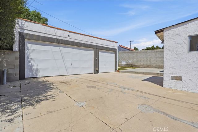 5005 Chesley, Los Angeles, CA 90043