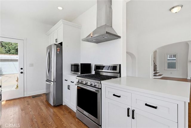 5005 Chesley, Los Angeles, CA 90043