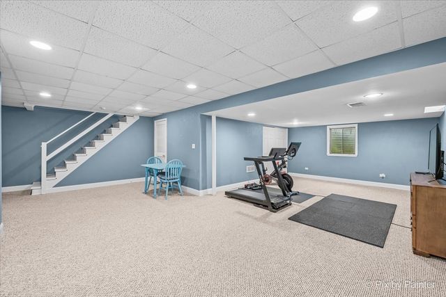 344 Yorkshire Drive, Mundelein, IL 60060