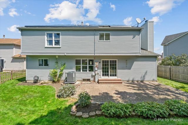 344 Yorkshire Drive, Mundelein, IL 60060