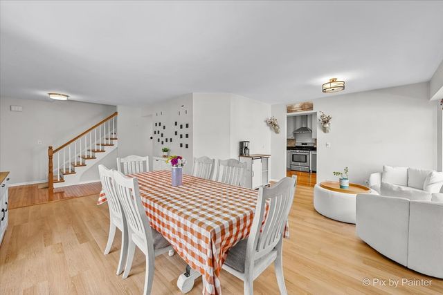 344 Yorkshire Drive, Mundelein, IL 60060