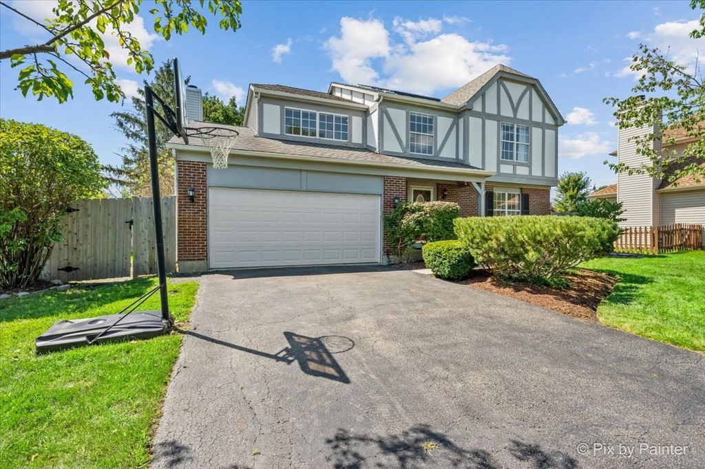 344 Yorkshire Drive, Mundelein, IL 60060