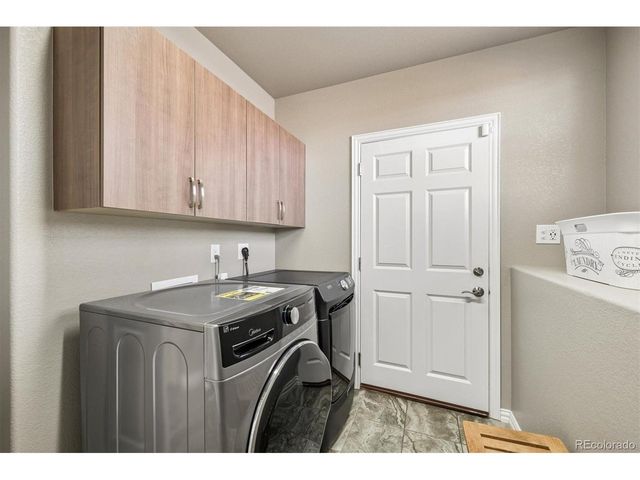 23963 E Roxbury Pl, Aurora, CO 80016