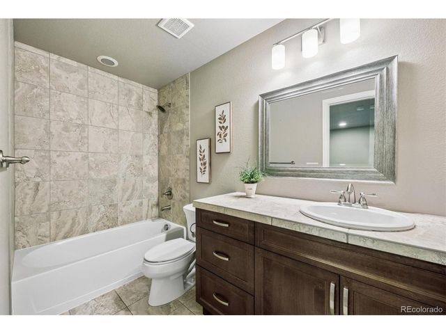 23963 E Roxbury Pl, Aurora, CO 80016