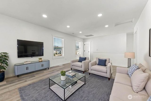 20231 47th Avenue E, Spanaway, WA 98387