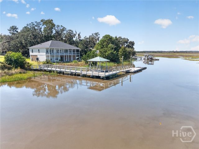 73 Ocean Road, Midway, GA 31320