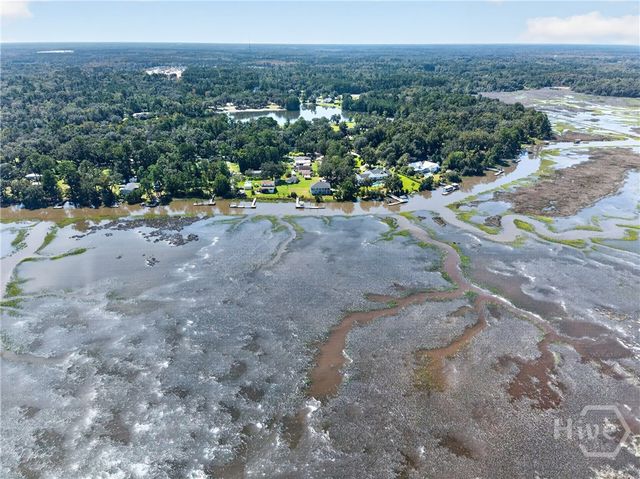 73 Ocean Road, Midway, GA 31320