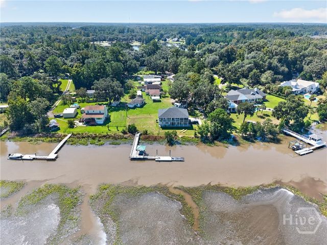73 Ocean Road, Midway, GA 31320