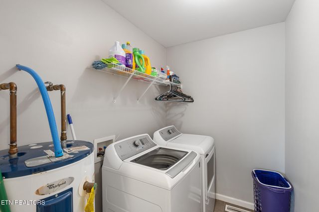 19 McKinney Street, Englewood, TN 37329