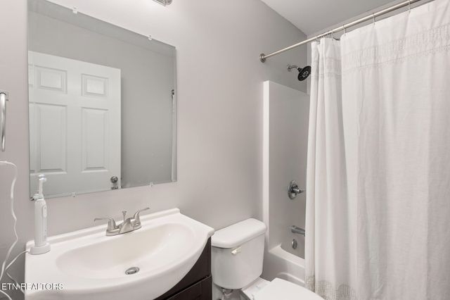 19 McKinney Street, Englewood, TN 37329