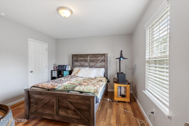 19 McKinney Street, Englewood, TN 37329