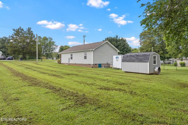 19 McKinney Street, Englewood, TN 37329