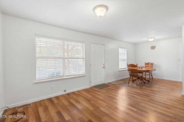 19 McKinney Street, Englewood, TN 37329