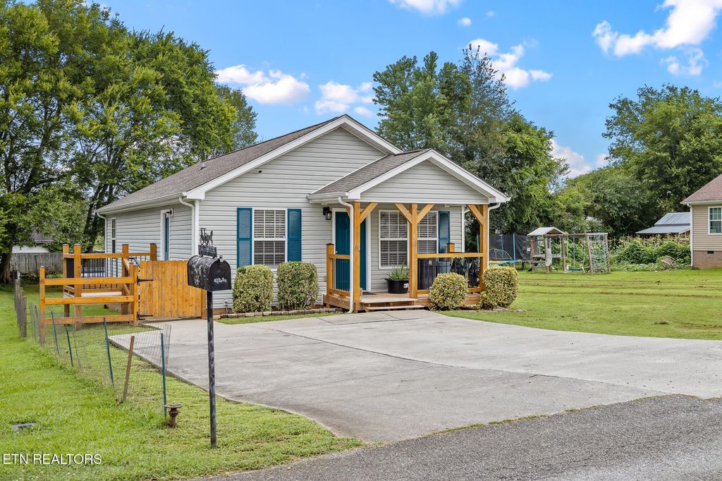 19 McKinney Street, Englewood, TN 37329