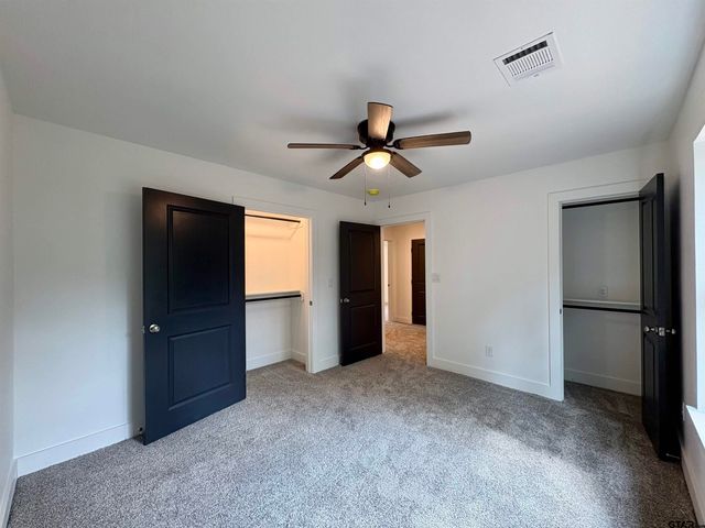325 Royal Dr, Bullard, TX 75757