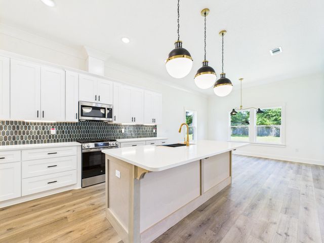 19 A Bayview Drive, Shalimar, FL 32579