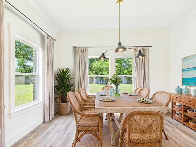 19 A Bayview Drive, Shalimar, FL 32579