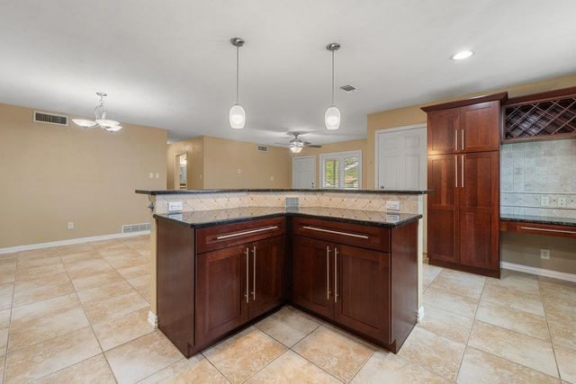 8307 Stillwood LN, Austin, TX 78757