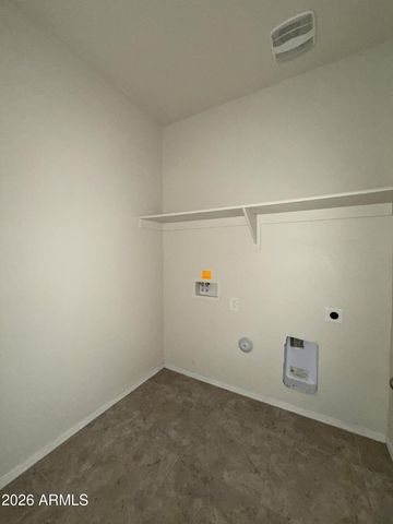 4637 W NUTMEG Avenue, Coolidge, AZ 85128