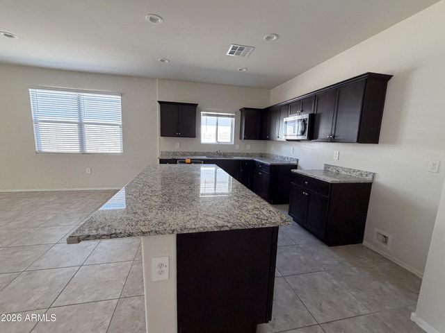 4637 W NUTMEG Avenue, Coolidge, AZ 85128