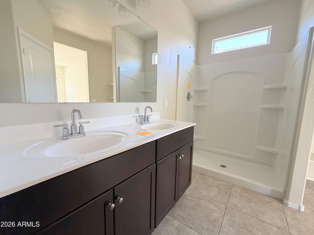 4637 W NUTMEG Avenue, Coolidge, AZ 85128