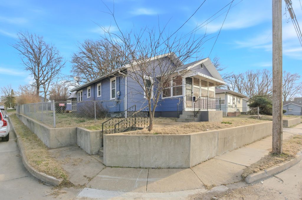 107 E WORLEY ST, Columbia, MO 65203