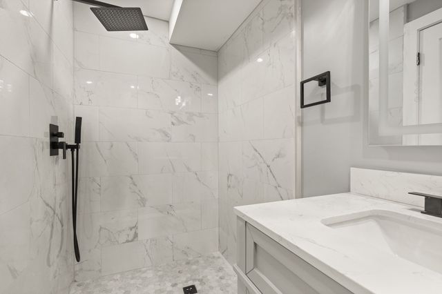 53 Packards Ln 3, Quincy, MA 02169