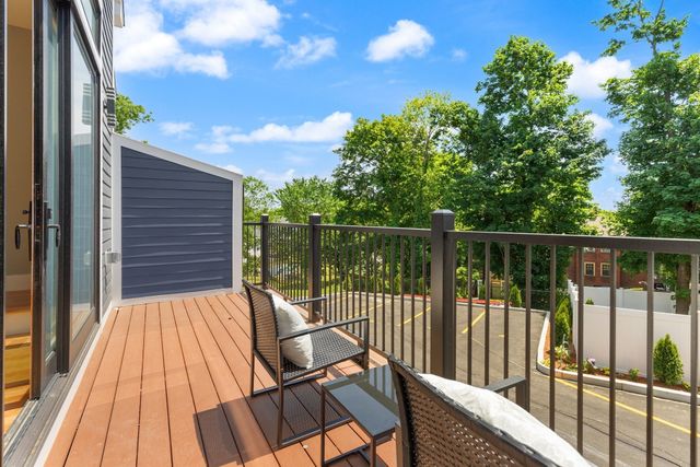 53 Packards Ln 3, Quincy, MA 02169