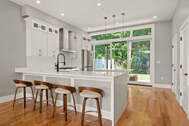 53 Packards Ln 3, Quincy, MA 02169
