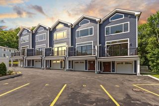 53 Packards Ln 3, Quincy, MA 02169