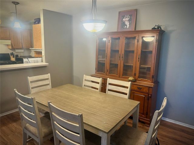 1020 NW 14th Place, Moore, OK 73160