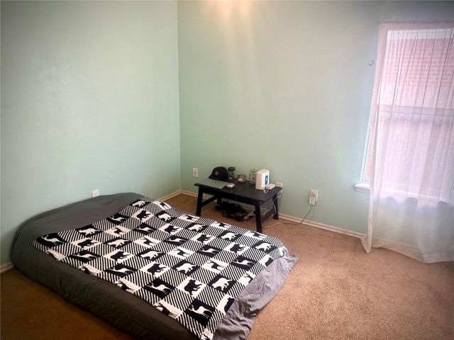 1020 NW 14th Place, Moore, OK 73160