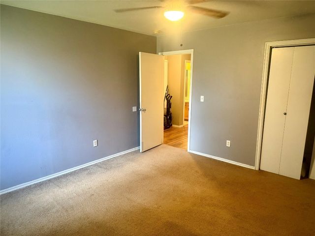 1020 NW 14th Place, Moore, OK 73160