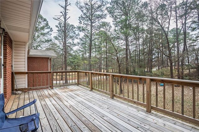 80 Stagecoach Circle, Stockbridge, GA 30281