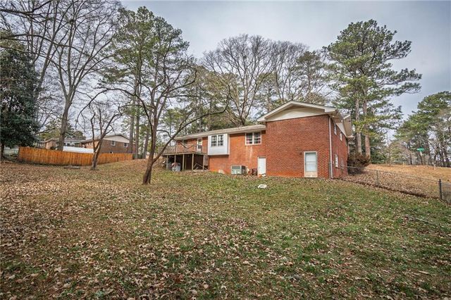 80 Stagecoach Circle, Stockbridge, GA 30281