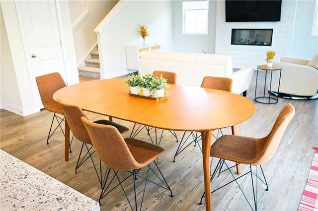 5206 Mulberry Creek Way, Flowery Branch, GA 30542