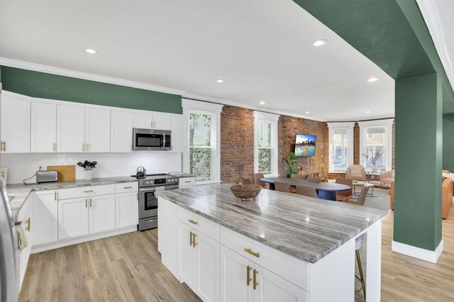 855 Sullivant Avenue, Columbus, OH 43223