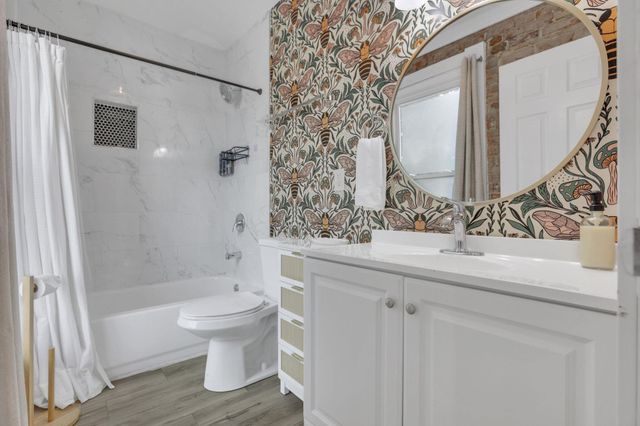 855 Sullivant Avenue, Columbus, OH 43223