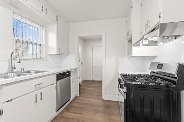 1205 N Airport Way, Stockton, CA 95205