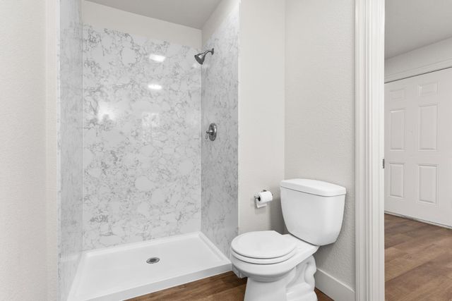 1205 N Airport Way, Stockton, CA 95205