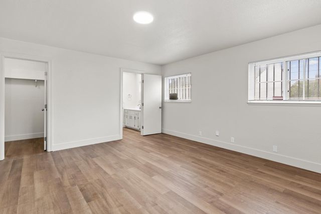 1205 N Airport Way, Stockton, CA 95205