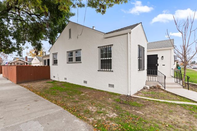 1205 N Airport Way, Stockton, CA 95205