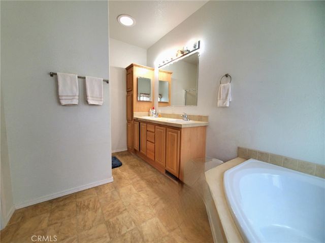 21621 Sandia Road 153, Apple Valley, CA 92308