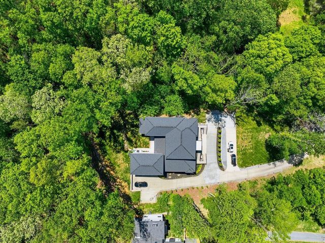 506 Timberlinks Drive, Signal Mountain, TN 37377